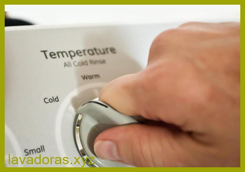 Ajustar la temperatura del agua en la lavadora